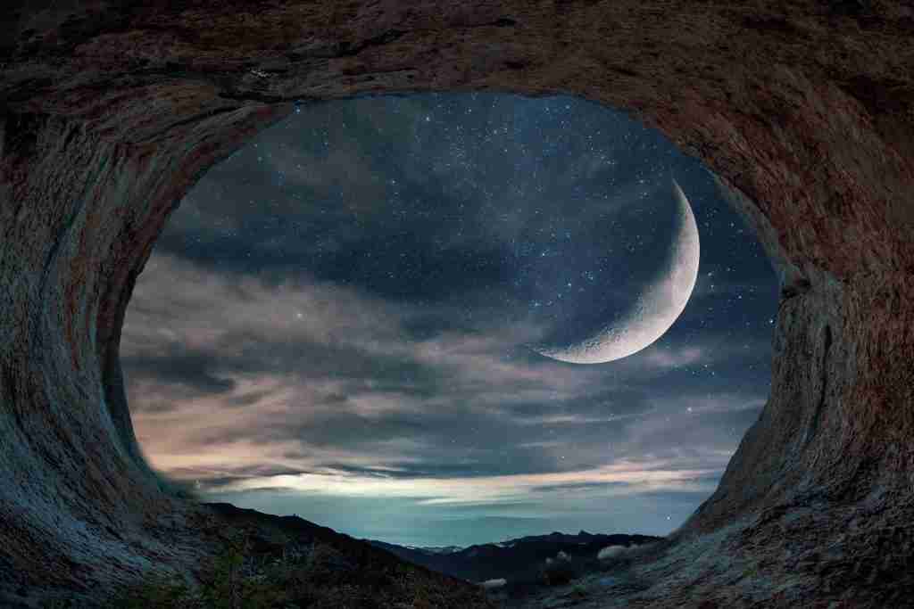 cave_moon